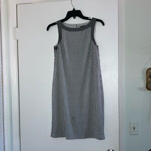 Ann Taylor Petite dress black and white